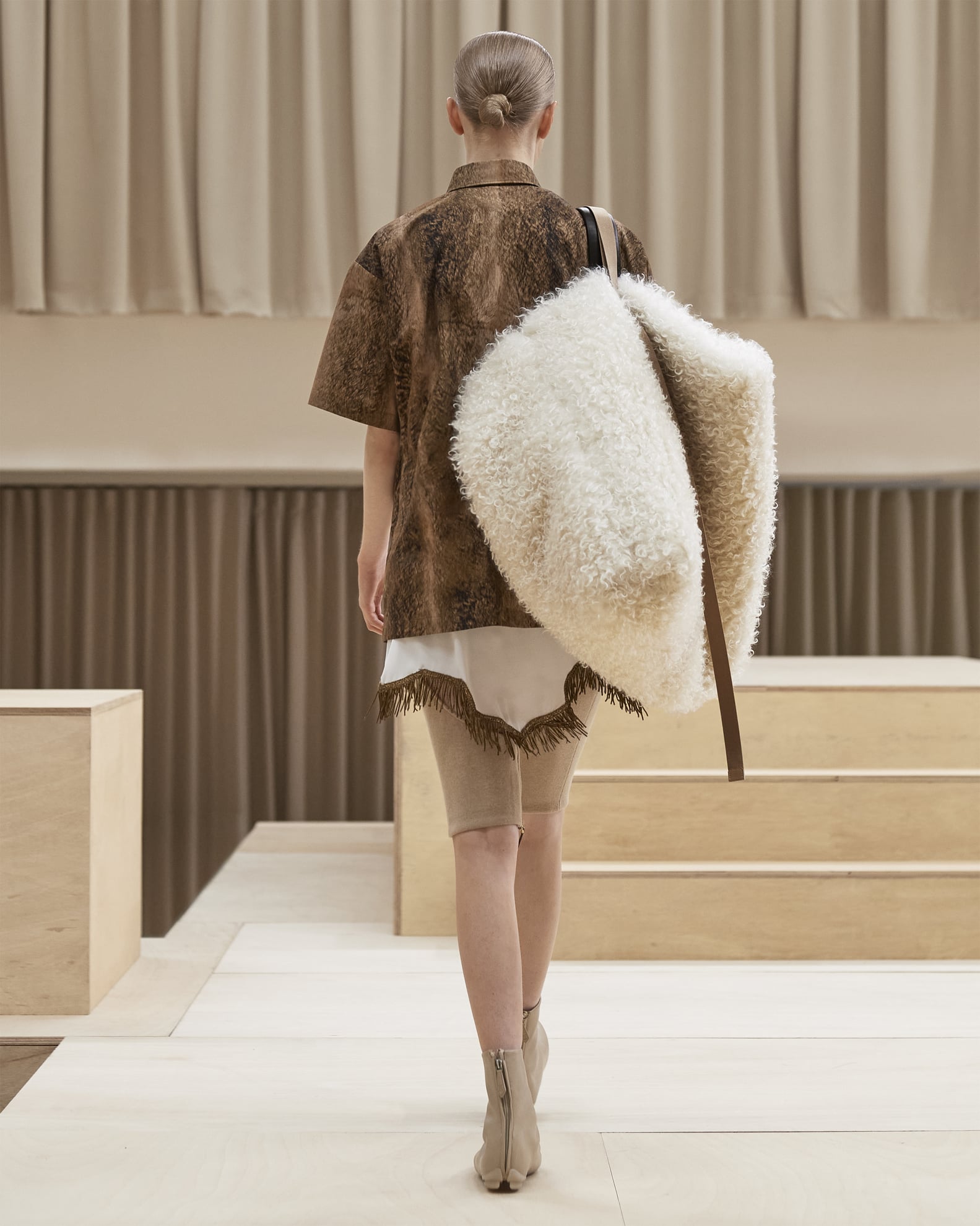 The 7 Biggest Fall Bag Trends 2021 at Every Price Point POPSUGAR Fashion