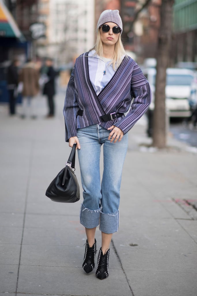 How to Wear the Frayed Raw Hem Jeans Trend