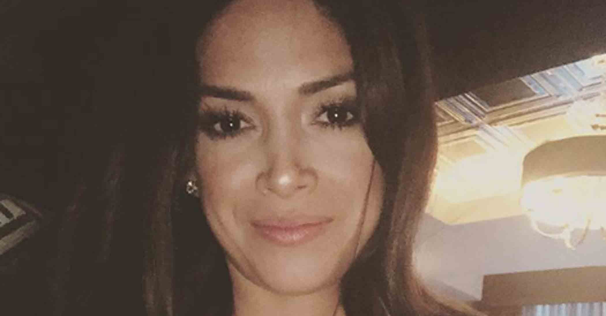 Nicole Phelps on Breast Pumping in Public | PS Family