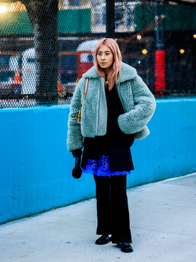 New York Fashion Week FW 2022 Street Style: Hari Nef - STYLE DU MONDE