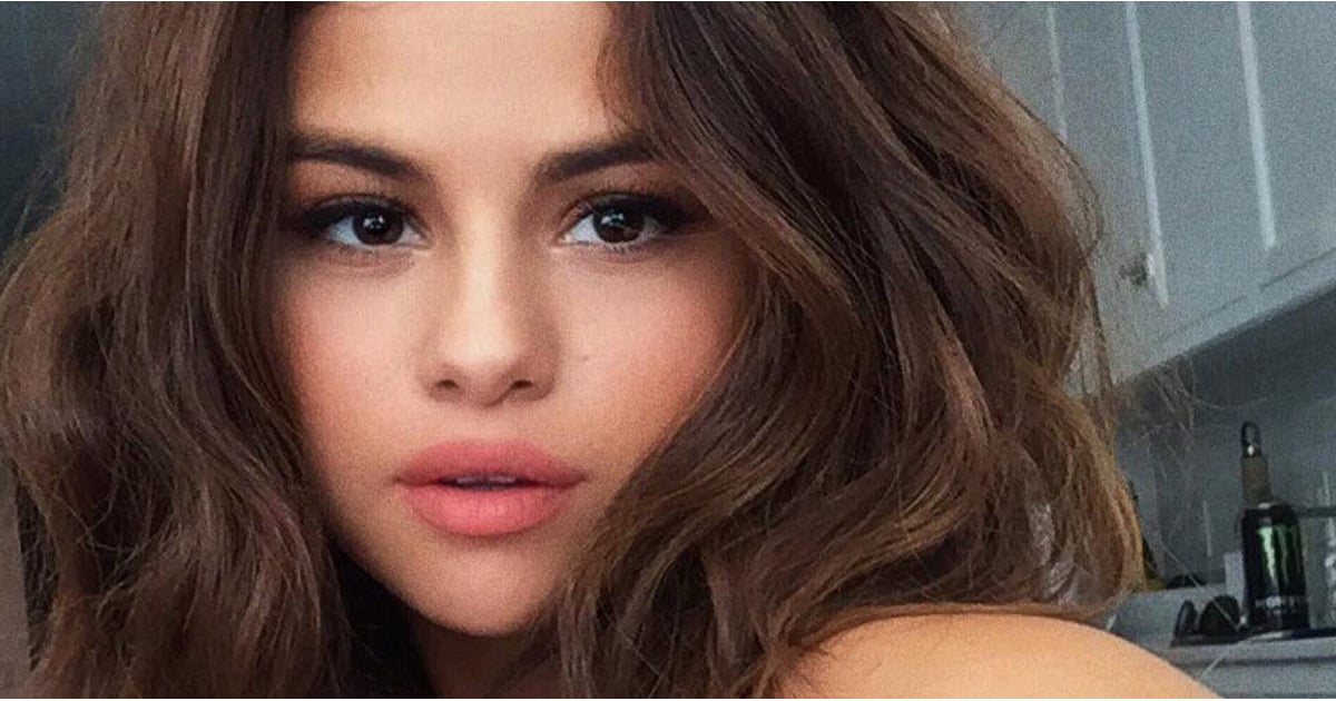 Selena Gomez Wears Nude Lipstick Popsugar Latina 