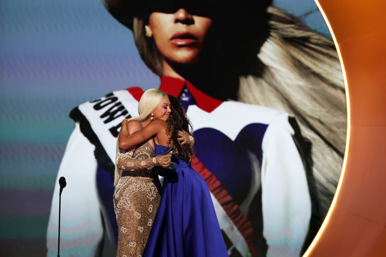 Beyonce hugging Blue Ivy at the 2025 Grammys