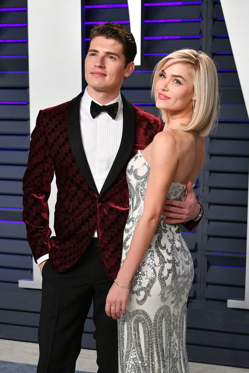 BEVERLY HILLS, CA - FEBRUARY 24:  Gregg Sulkin and Michelle Randolph attend the 2019 Vanity Fair Oscar Party hosted by Radhika Jones at Wallis Annenberg Center for the Performing Arts on February 24, 2019 in Beverly Hills, California.  (Photo by Dia Dipas