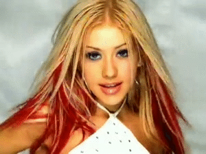 Christina-Aguilera-Ven-Conmigo.gif