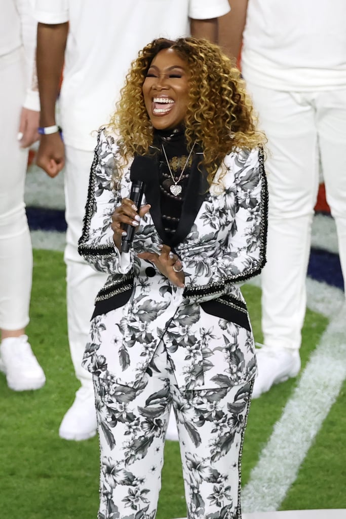 Yolanda Adams Sings "America the Beautiful" Super Bowl Video