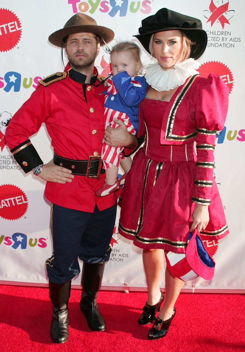 Jason Priestley and His Family as Uncle Sam and Historical Figures