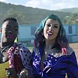 Taylor Swift's Blue, Purple, and Pink Ombré Hair With Purple Lipstick
