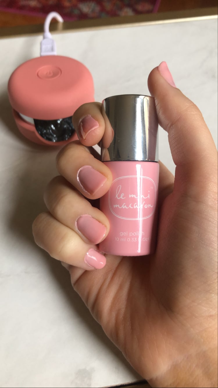 Le Mini Macaron Gel Manicure Kit - Rose Crème - LOOKFANTASTIC