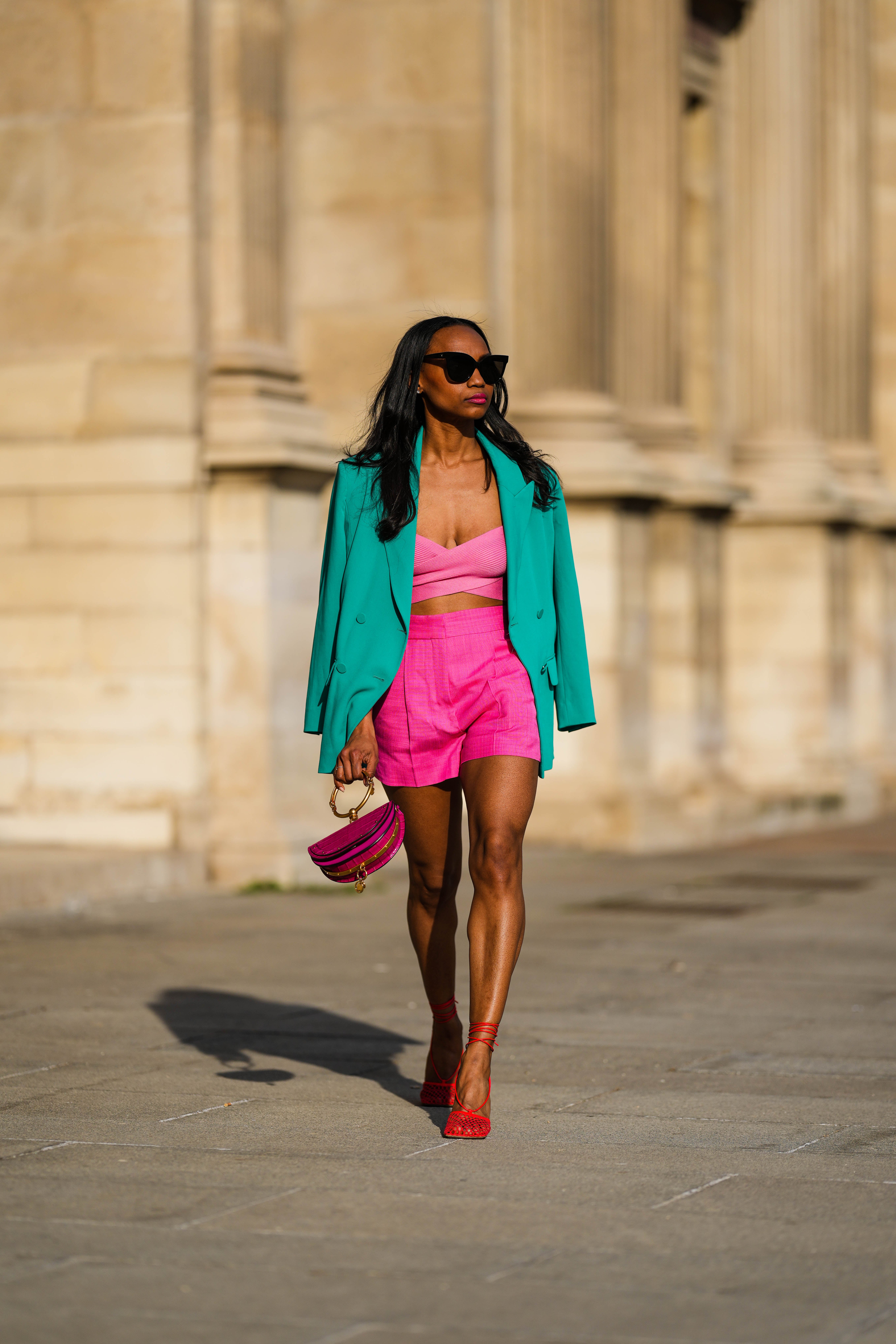 Style Black Shorts With a Bodysuit, Oversize Blazer, and Strappy Black  Heels, This Is How to Wear a Blazer With Your Favourite Pair of Shorts