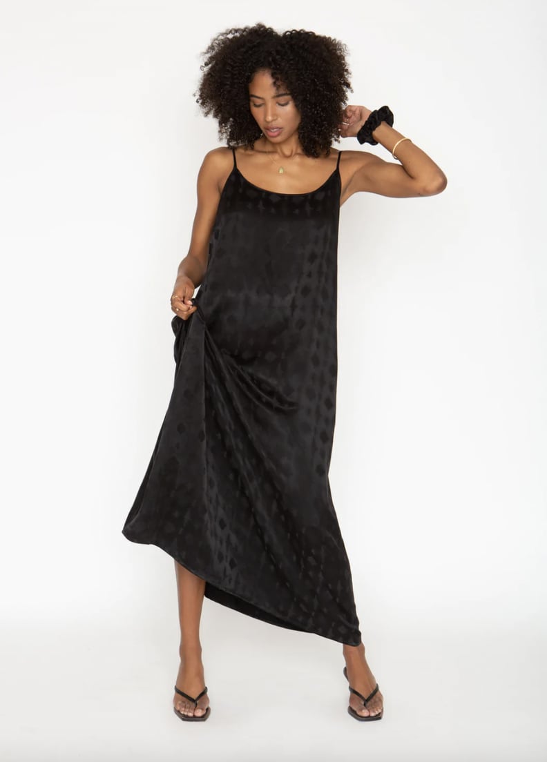 July Must Have: Idle Long Slip in Black Zig Zag