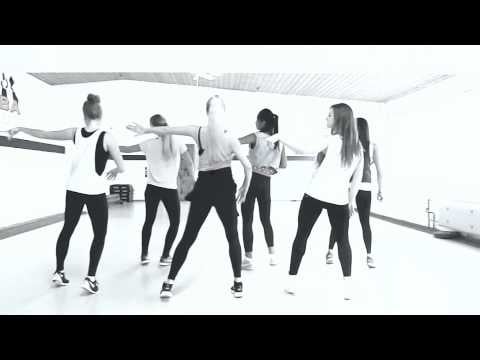 Aventura's "Obsession"