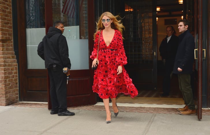 saltet Daisy presse Blake Lively Wearing Red Michael Kors Dress at Fashion Week | POPSUGAR  Fashion