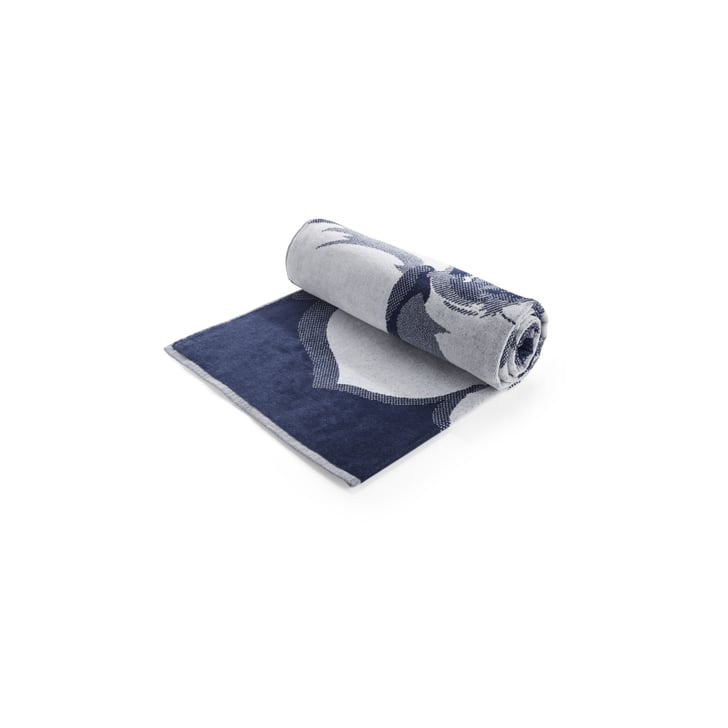 Crate & Barrel x Draper James Magnolia Beach Towel (45) Reese