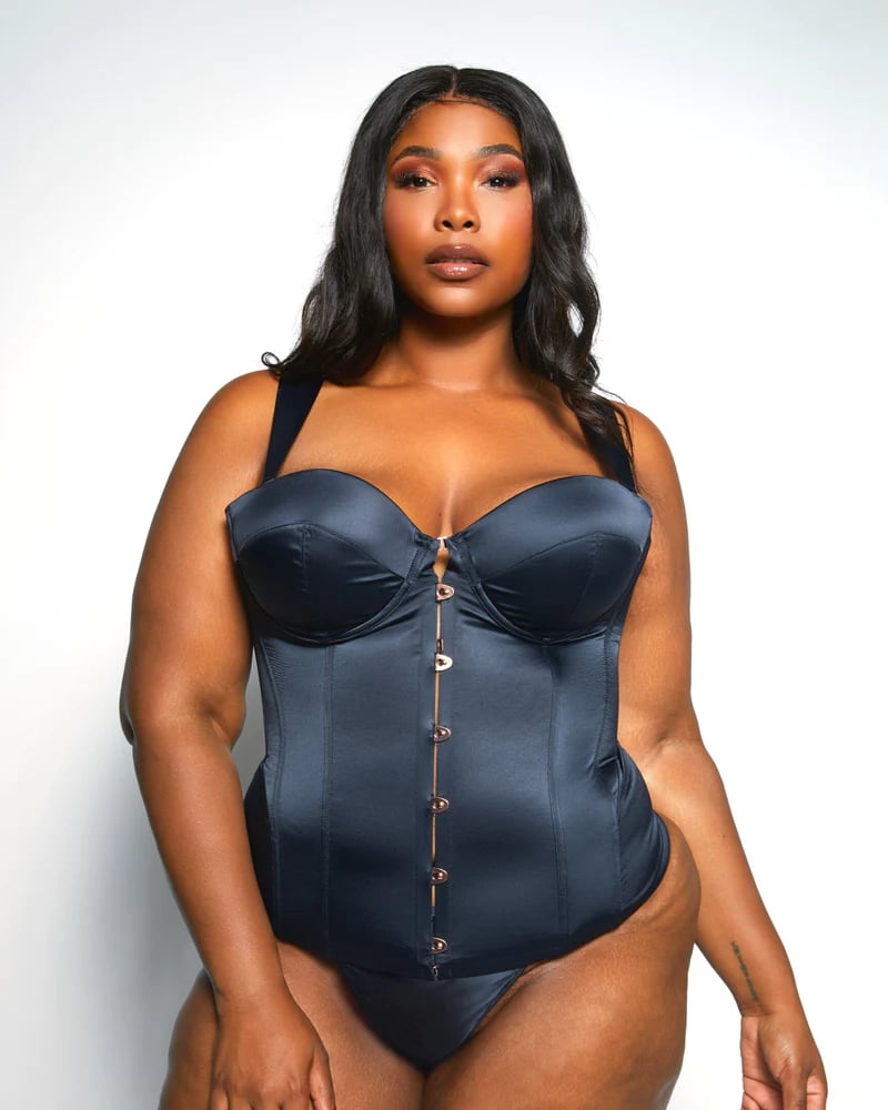 Black Valentine's Day Underwear: Love Vera Satin Structured Set