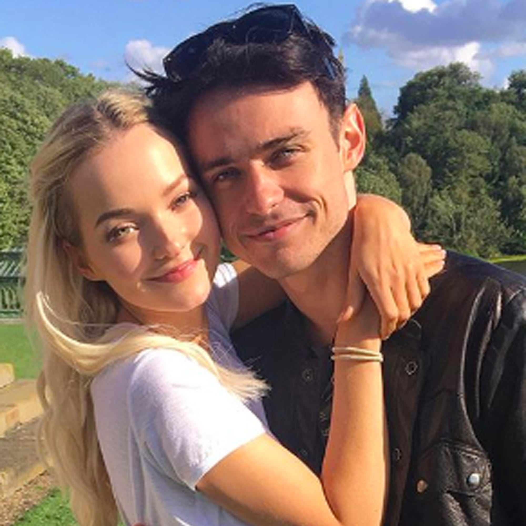 dove cameron and thomas doherty