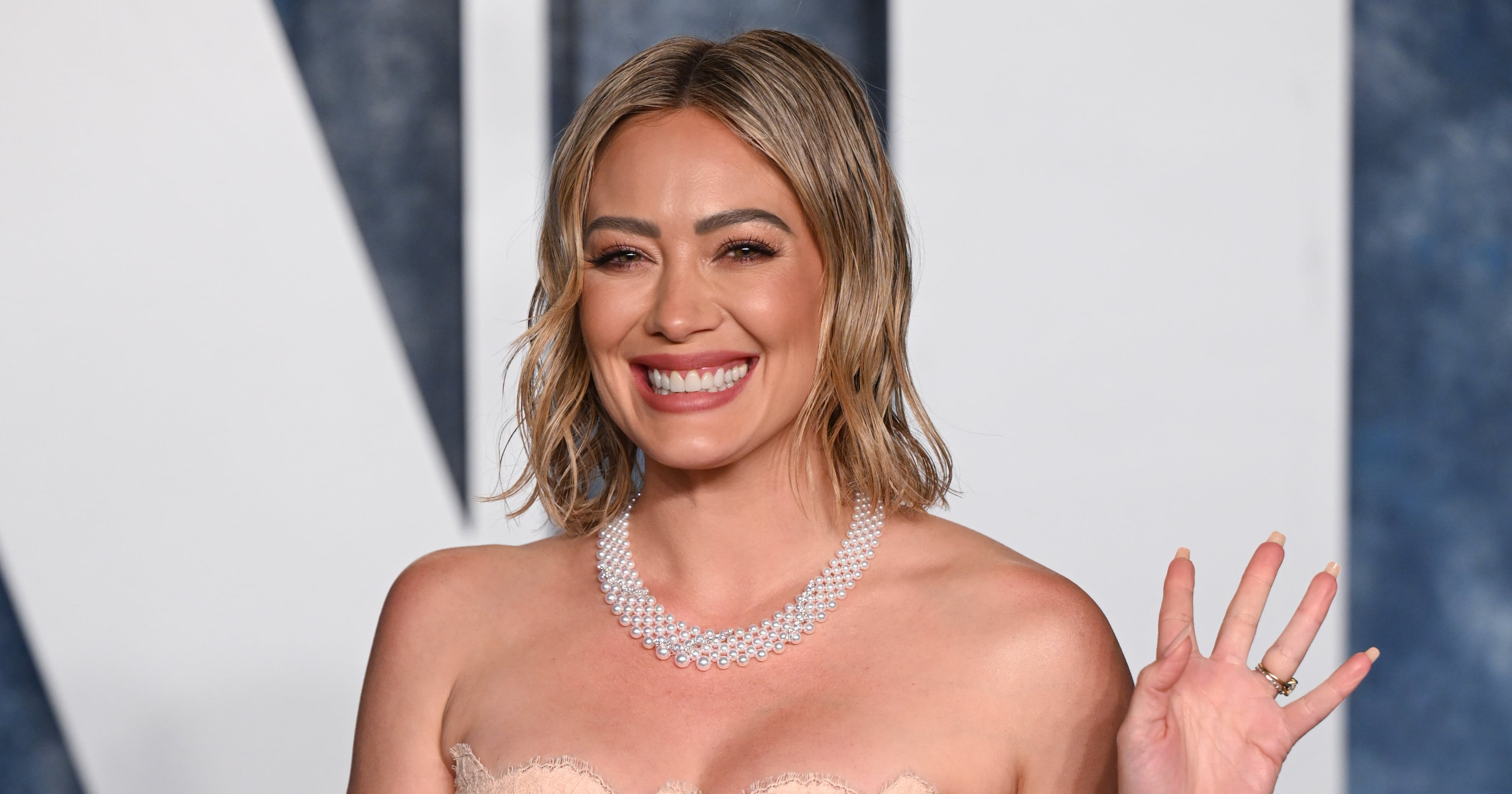 Hilary Duff's Sheer Corset Dress at Vanity Fair Oscars Party
