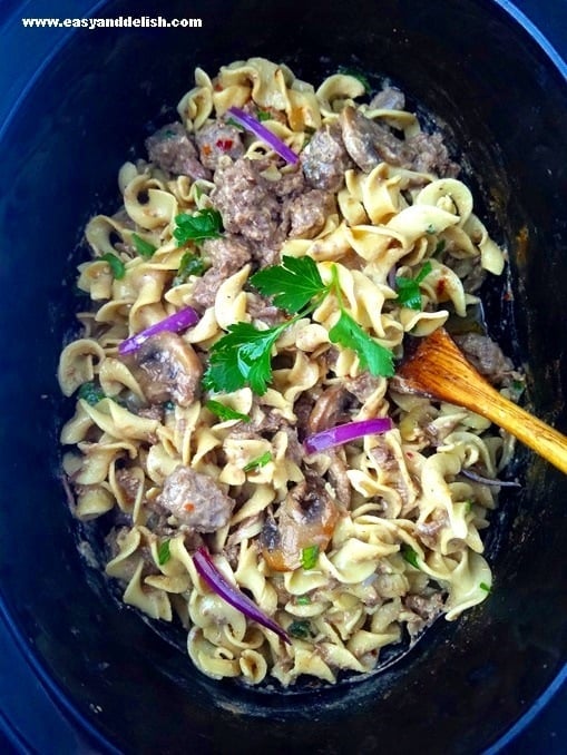 Slow Cooker Beef Stroganoff