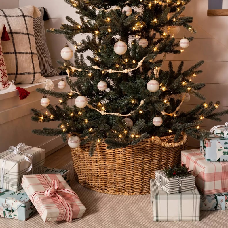 Holiday Tree Basket With Handles