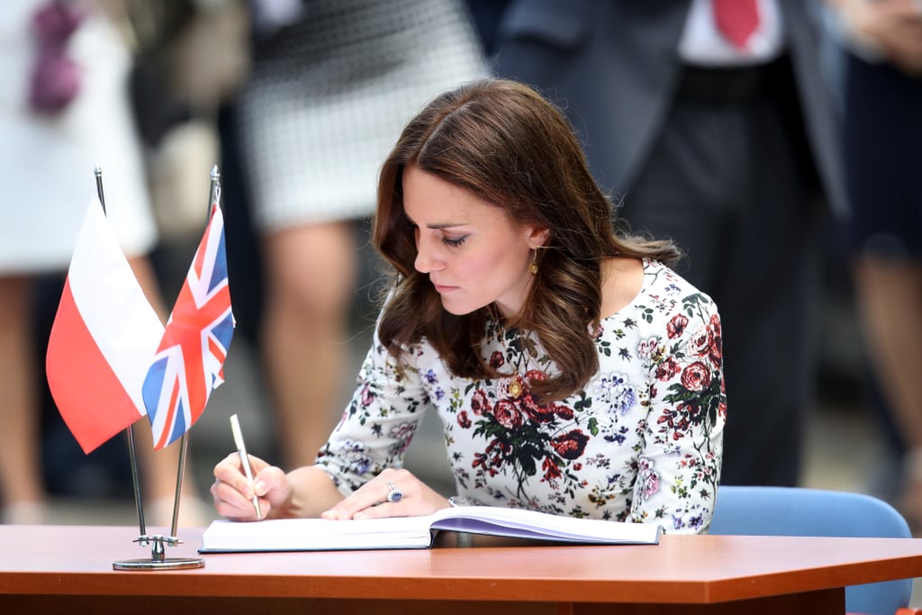 Kate Middleton's Handwriting Pictures