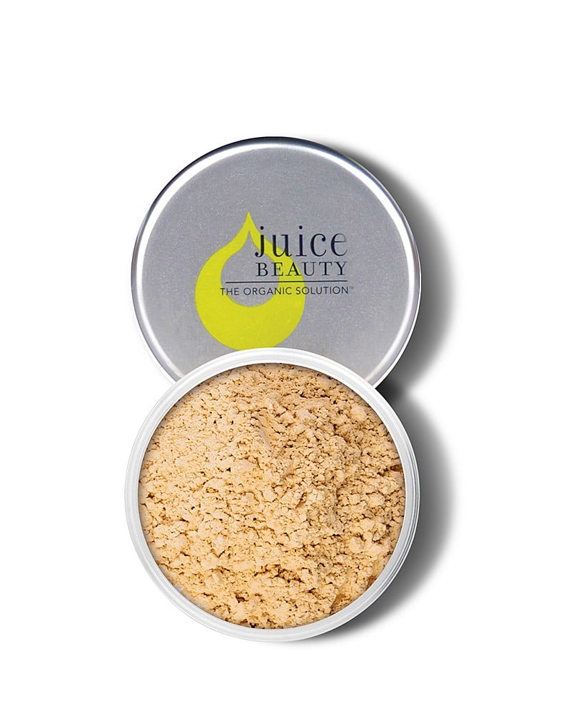 A setting powder that covers and clears blemishes