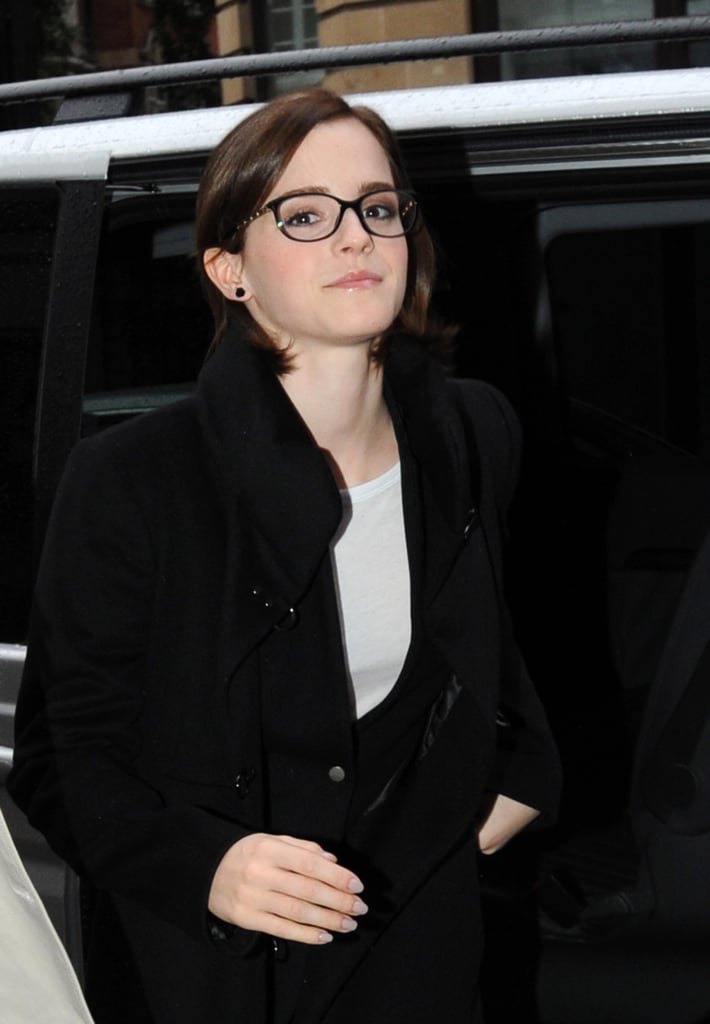 Emma Watson Pictures Of Female Celebrities Wearing Glasses Popsugar 