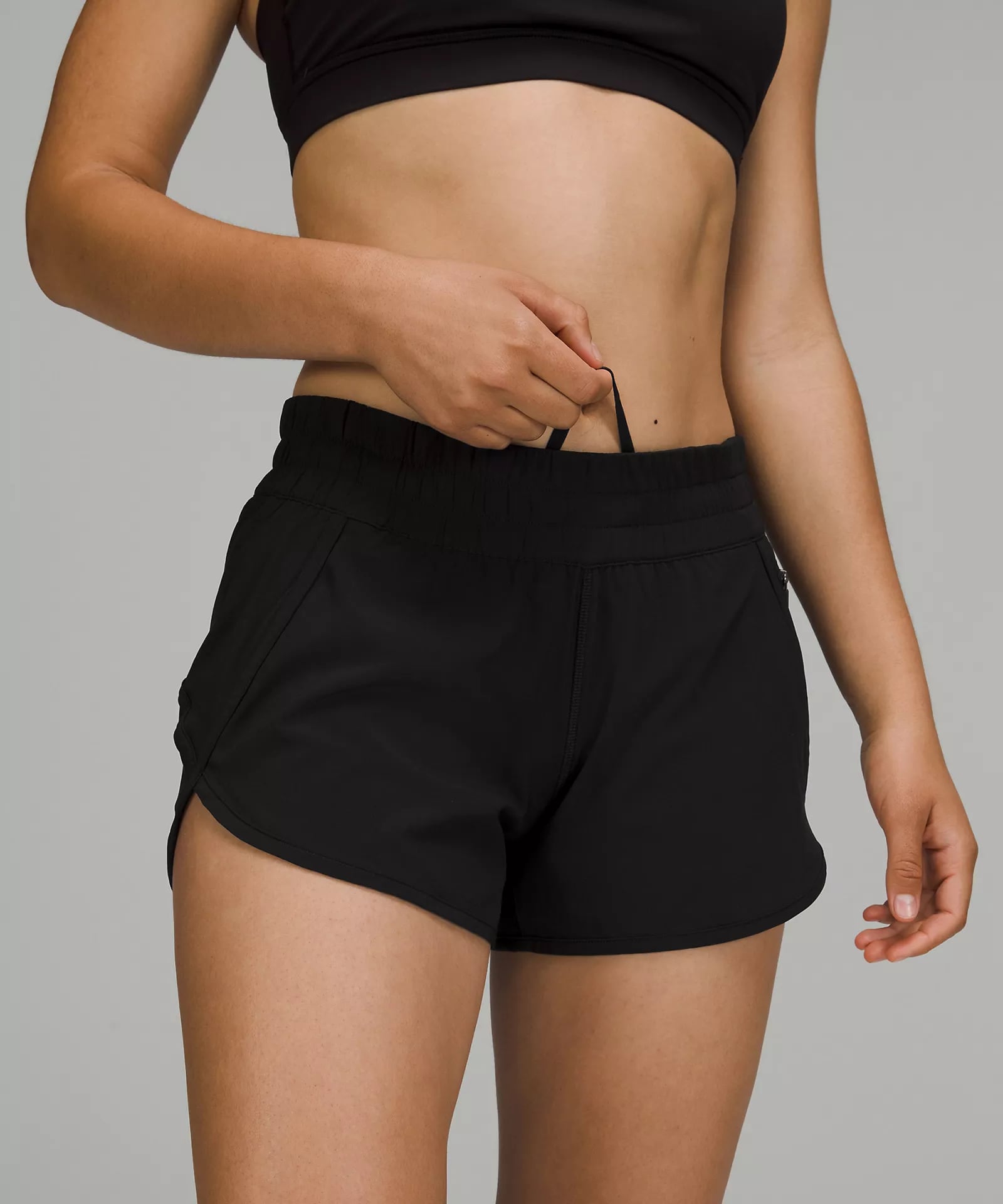 Any pics of speed up shorts 6”? Are they frumpy looking? Looking for a  gift. : r/lululemon