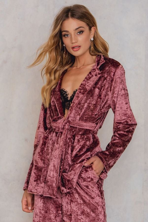 NA-KD Velvet Tie Waist Blazer