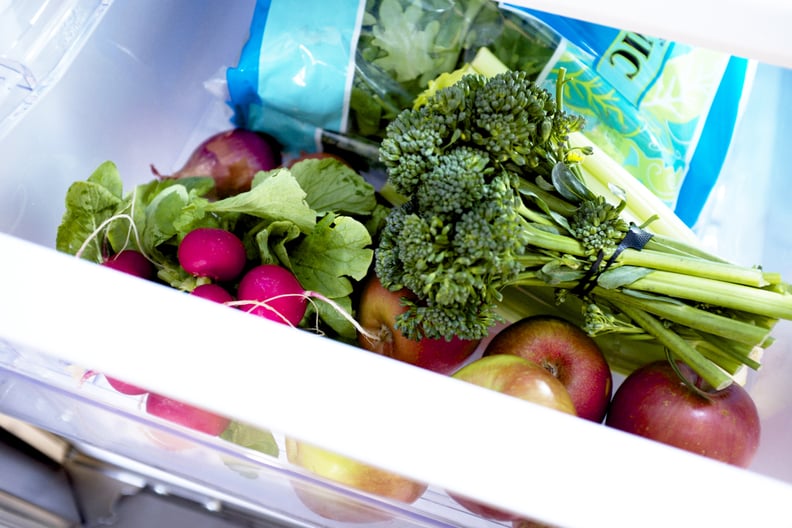 HOW TO KEEP YOUR FRUITS & VEGGIES FRESH FOR LONGER