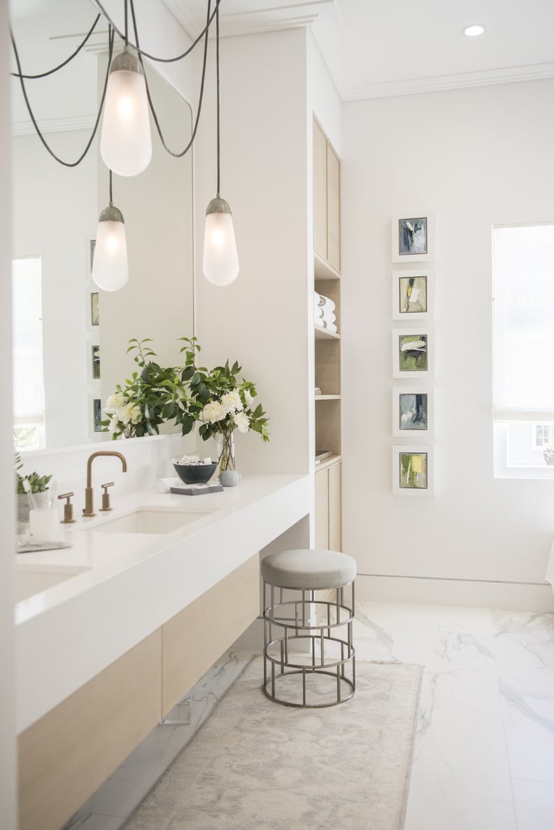 Contemporary and Calm Bathroom