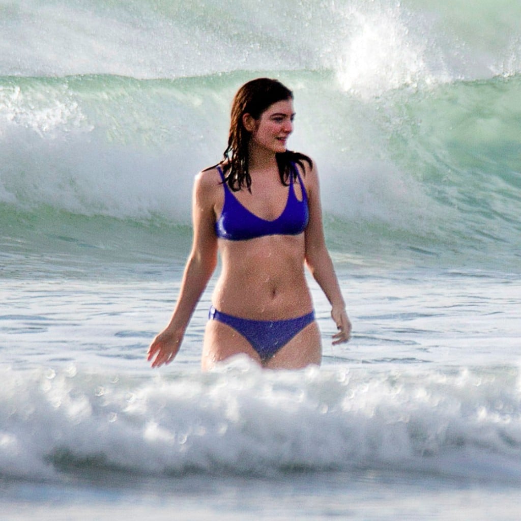 Pics lorde bikini Lorde Hot