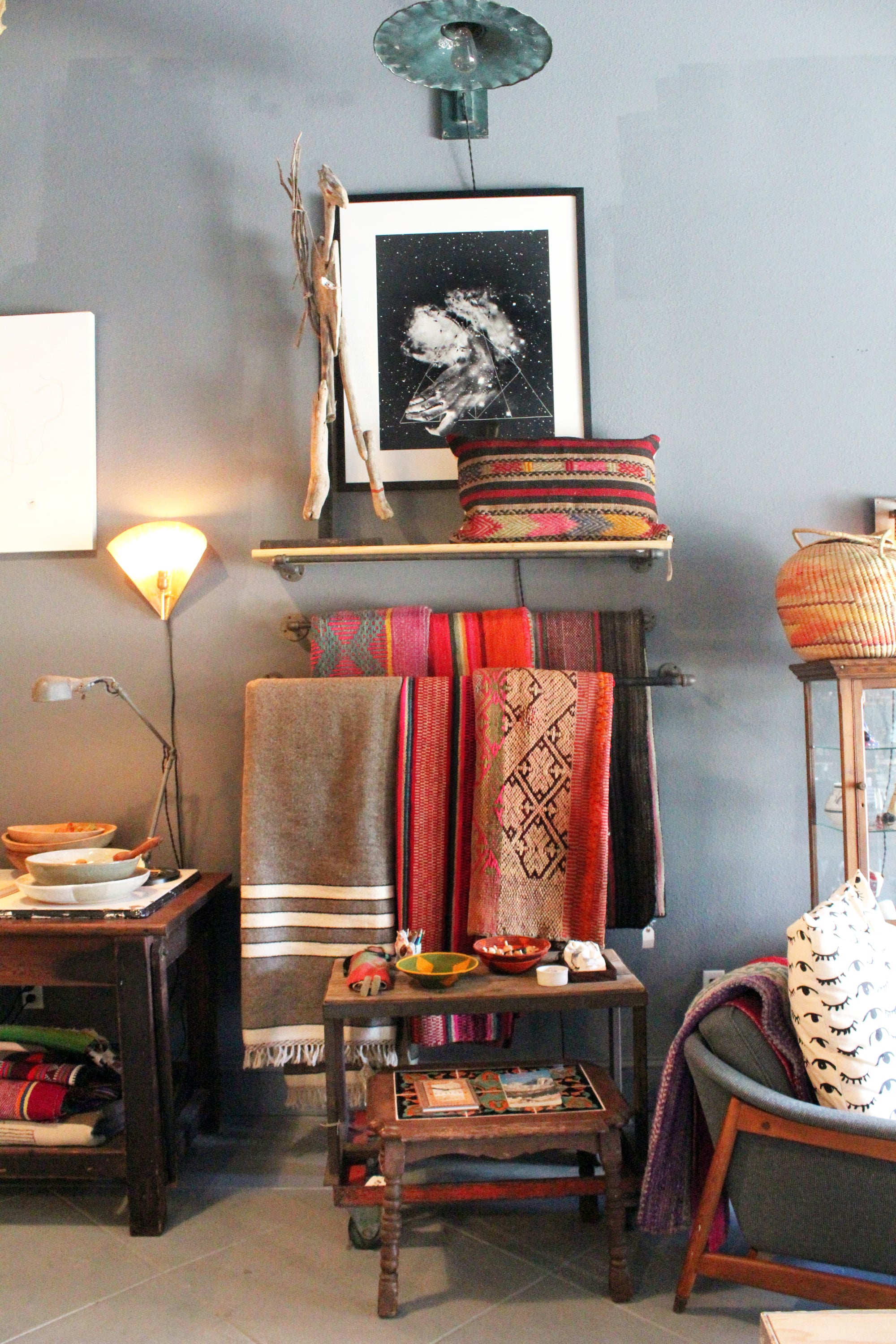 Buying Vintage Home Decor - What To Know - House Of Hipsters