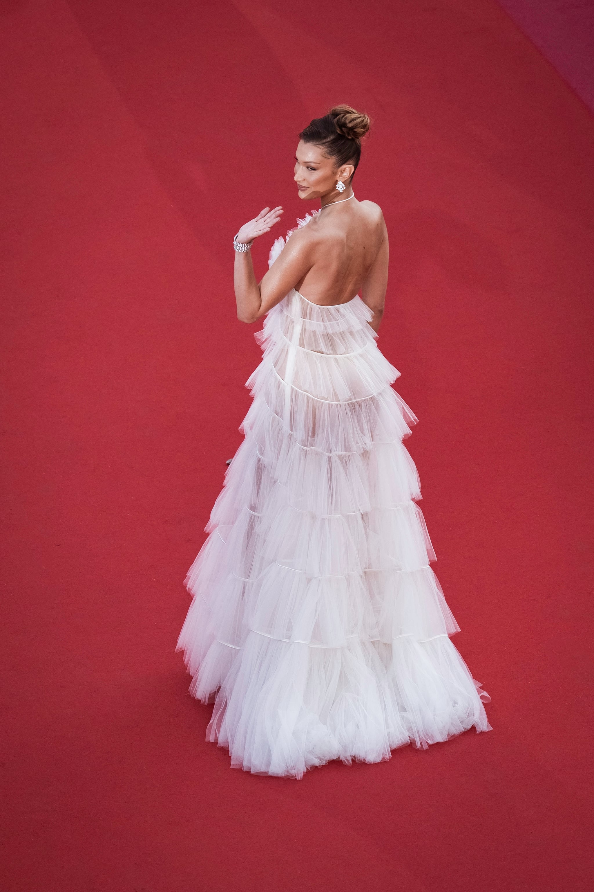 Bella hadid dior red dress 2025