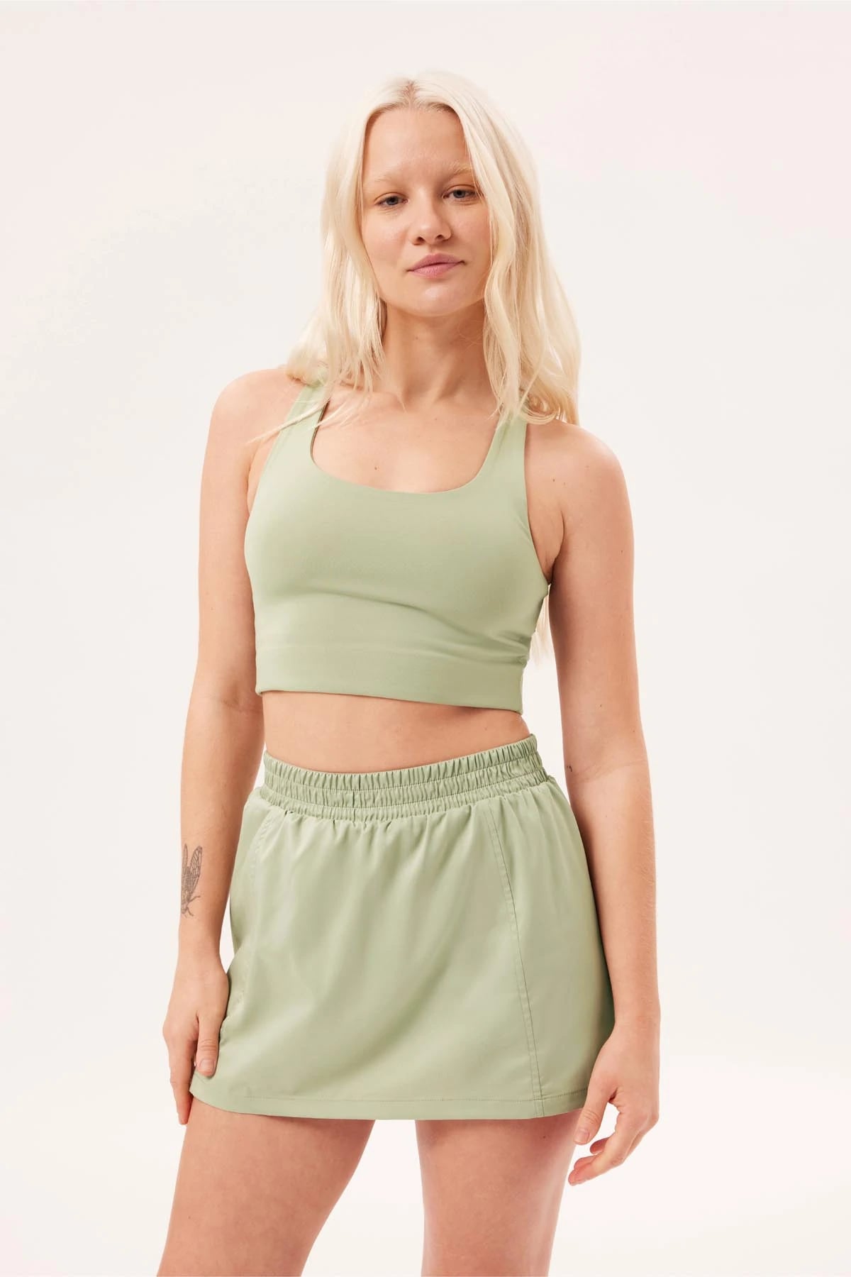 Girlfriend Collective Womens Square Neck Medium Support Tommy Bra - Green