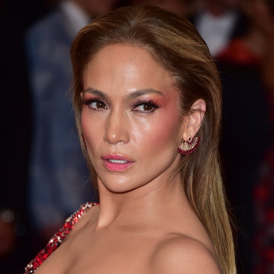 Jennifer Lopez's Makeup at the 2015 Met Gala