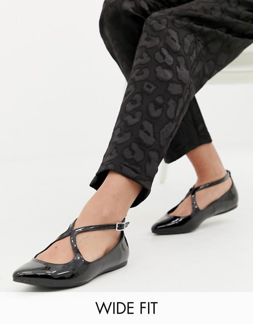 tørst Risikabel Klemme New Look Wide Fit Strappy Ballerina in Black | Kate Middleton Owns These  Adorable Flats in 2 Colors — Don't Pretend You Didn't Notice Them |  POPSUGAR Fashion Photo 17