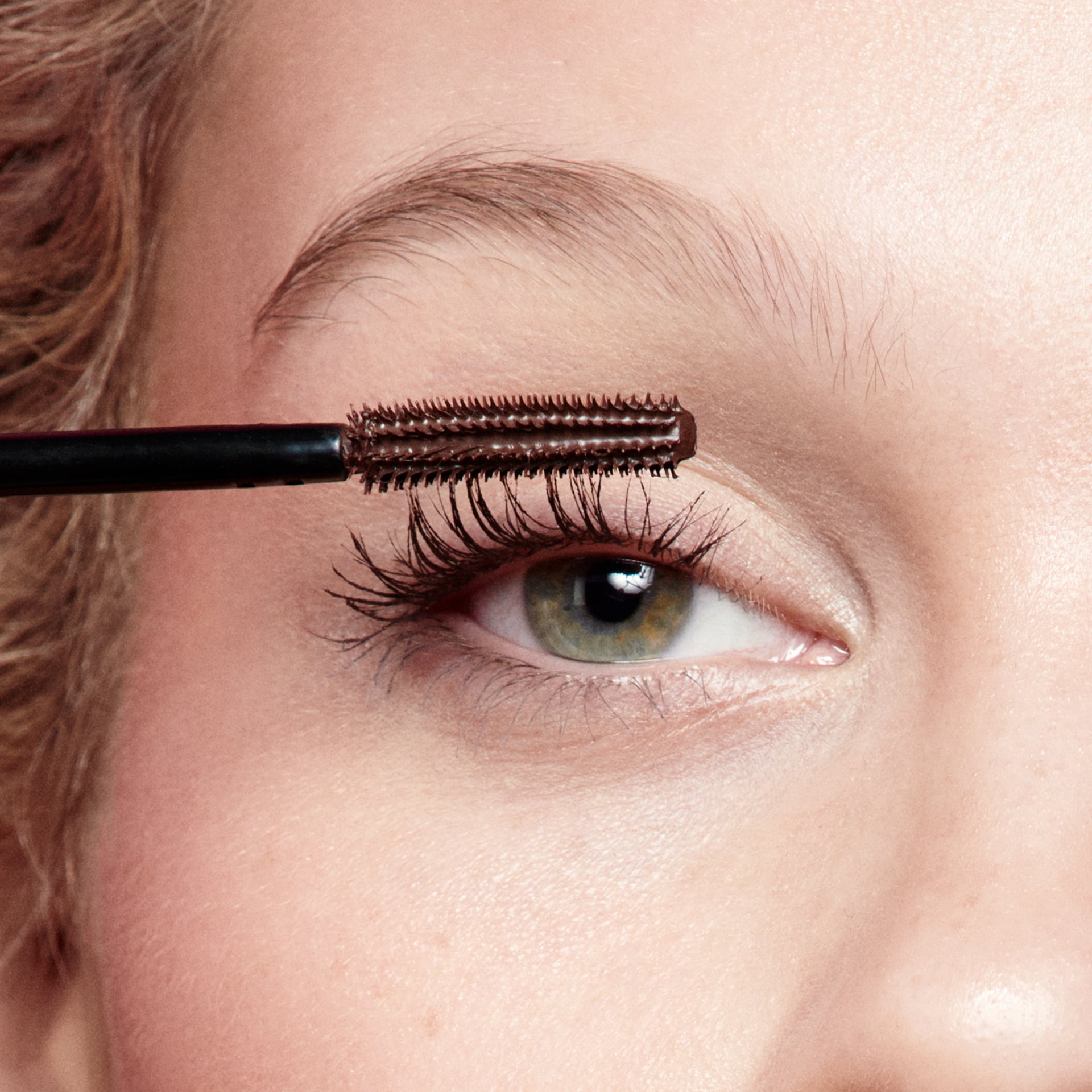 best mascara for thickening and lengthening eyelashes