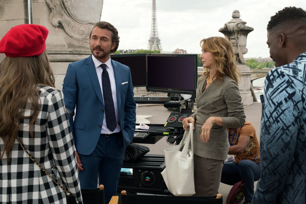 Who Plays Antoine on Emily in Paris?