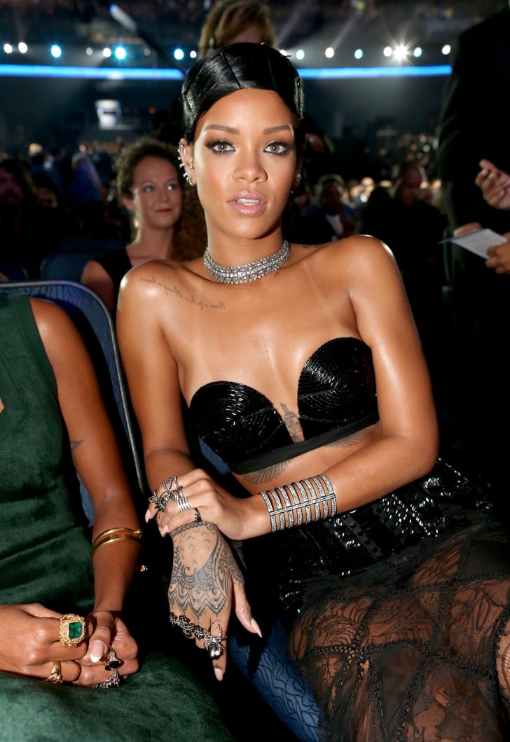 Rihanna Hair And Makeup At American Music Awards 2013 Popsugar Beauty