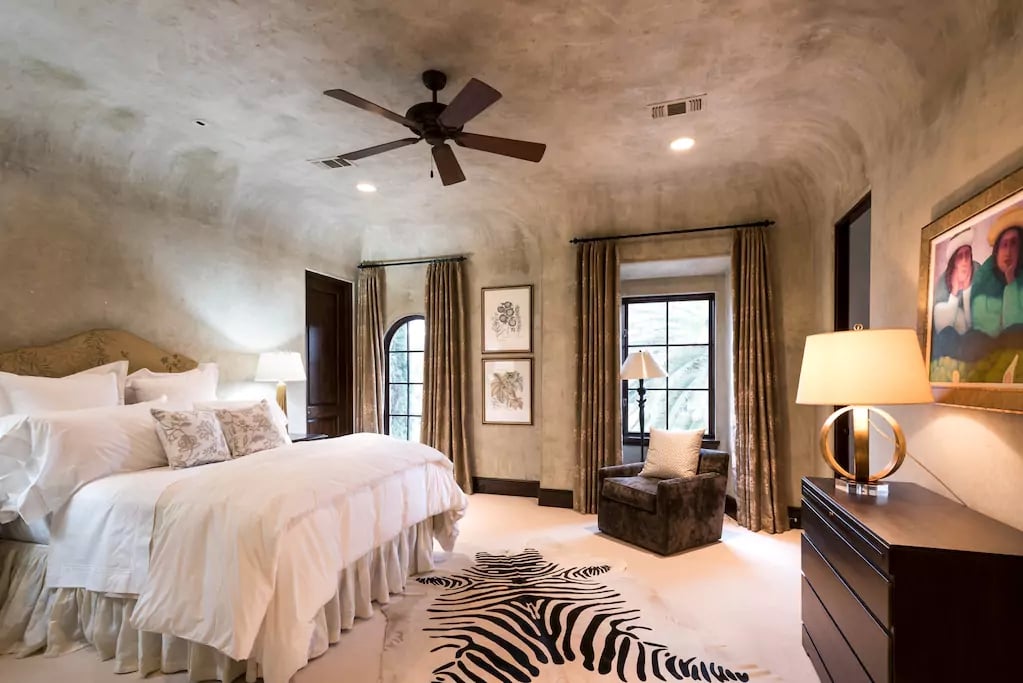 Lady Gaga's Airbnb Rental Home in Houston
