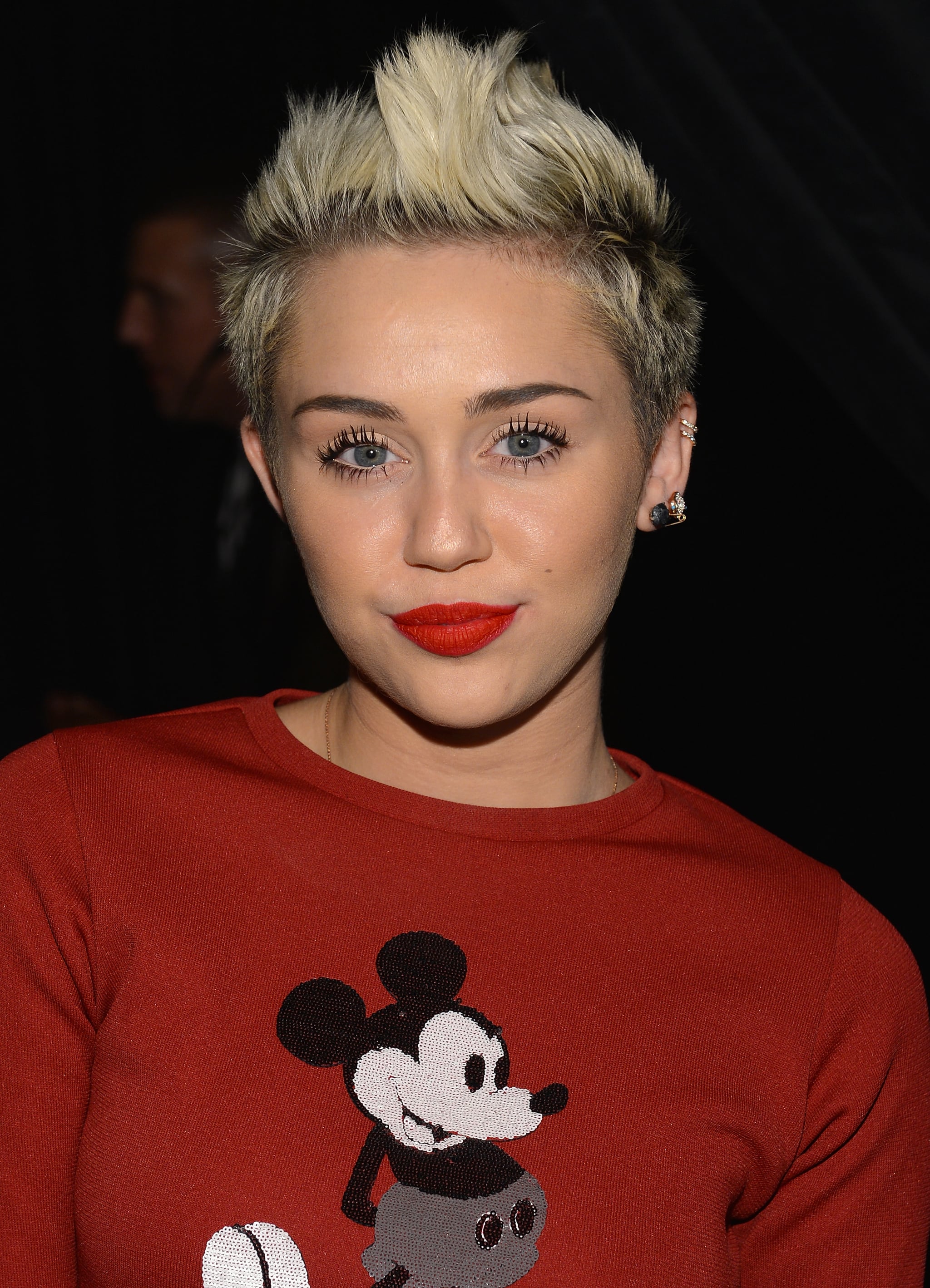 Miley Cyrus Cut Her Own Bangs In Self-Isolation | POPSUGAR Beauty UK