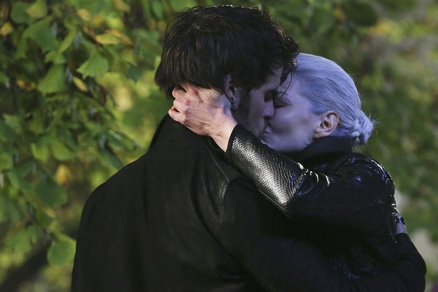 TV Kiss Scenes 2015 | POPSUGAR Entertainment