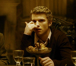 Learn How to Take a Hint If Someone's Not Feeling You