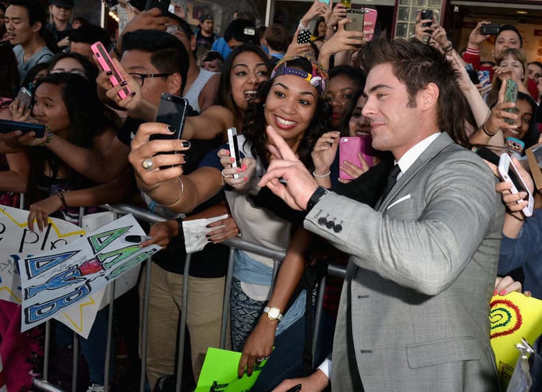 Zac snapped some selfies.