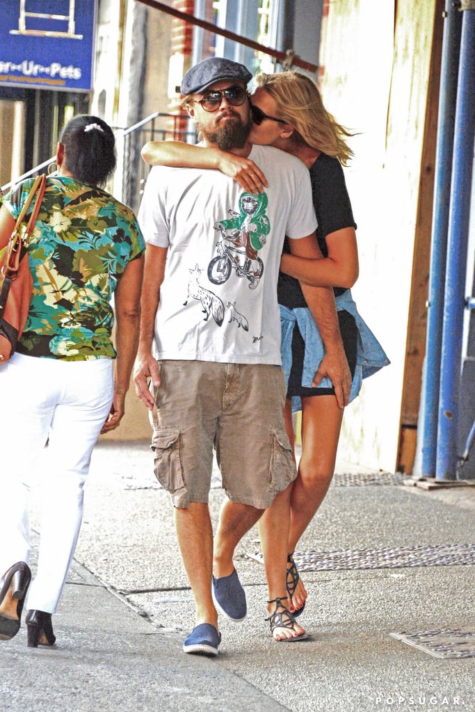 Toni Garrn Kisses Leonardo DiCaprio in NYC | Pictures