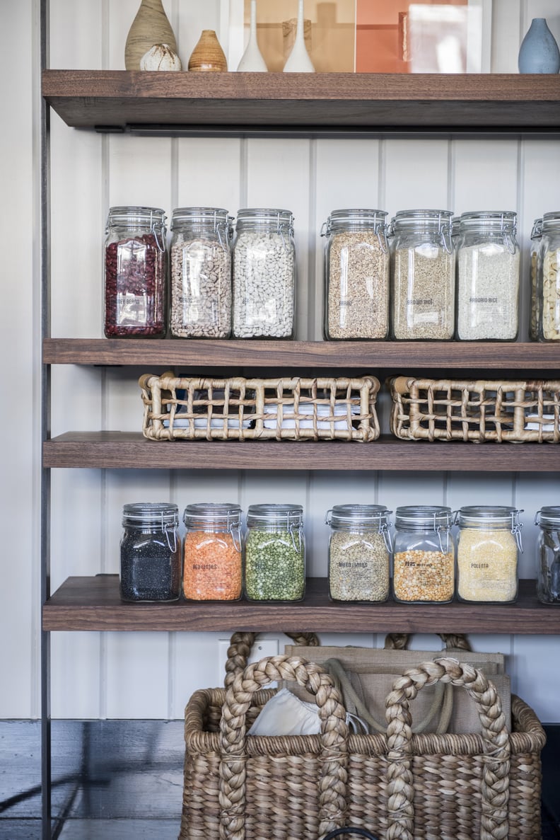 10 Inspiring Kitchens Organized with Glass Jars  Spring cleaning kitchen,  Kitchen inspirations, Diy kitchen