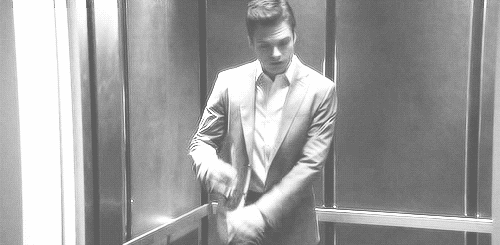 When He Runs His Fingers Through His Hair Like He S Danny Zuko 15 Times Sebastian Stan S Character On Gossip Girl Had You Like Xoxo Popsugar Entertainment Photo 11