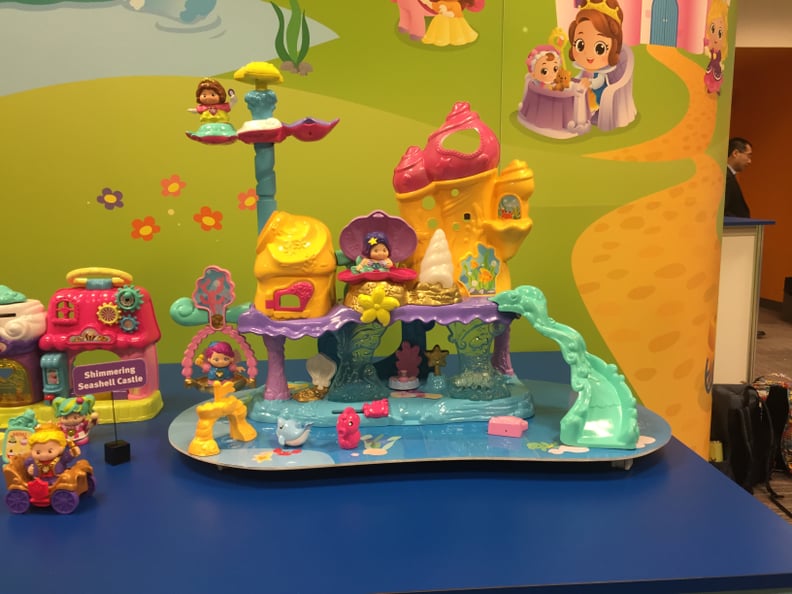 Go! Go! Smart Friends Shimmering Seashell Castle Playset