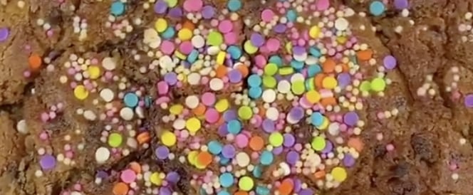 How to Make a Cookie Cake in the Air Fryer | TikTok Videos