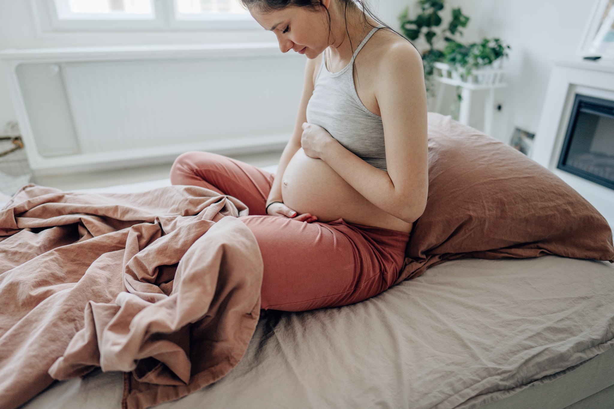 Why is my pregnant belly sometimes hard and sometimes soft?