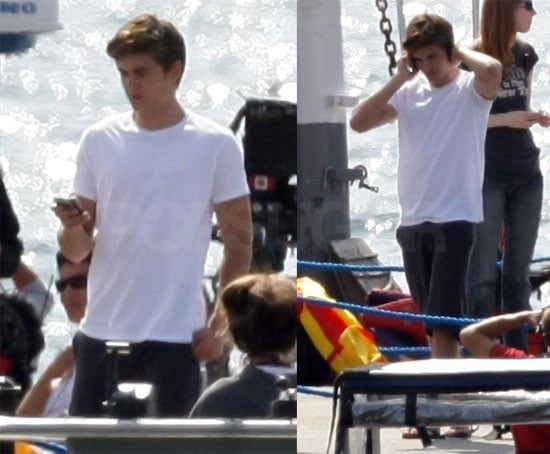 Photos Of Zac Efron Filming The Death And Life Of Charlie St Cloud In Vancouver Popsugar Celebrity